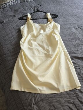 Commense Cream Sleeveless Dress with Gold Accent Sz Lg Nwt
